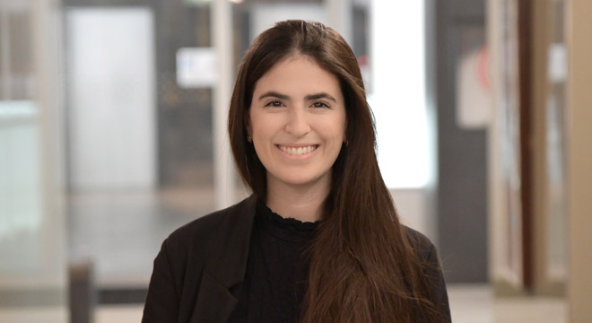 Directora relación con el inversionista Carolina Arango